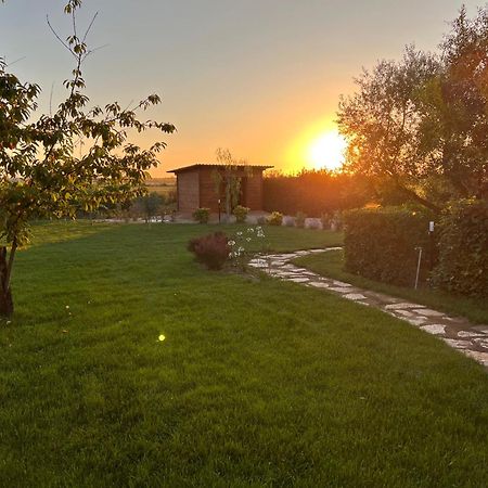 マルシリアナ Casale Gemma Solarisヴィラ エクステリア 写真